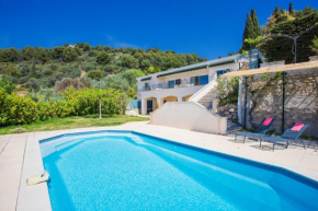 Vinaigrier Hills VI3086 by Riviera Holiday Homes